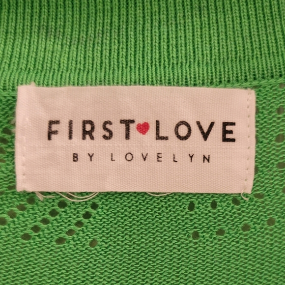 First Love NWOT Buttondown Top Large - Picture 4 of 9